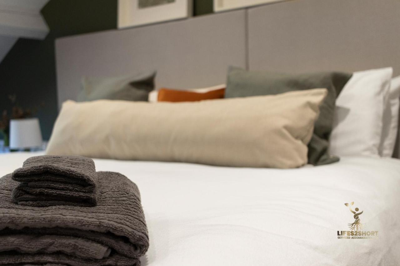 Luxe Courtyard Apartment For 4 Near Exeter City Centre Eksteriør billede