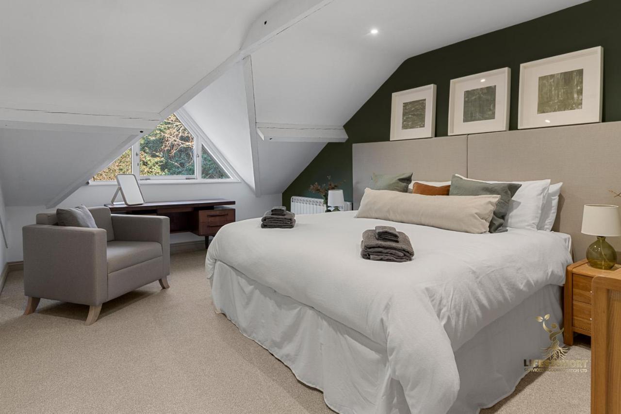 Luxe Courtyard Apartment For 4 Near Exeter City Centre Eksteriør billede
