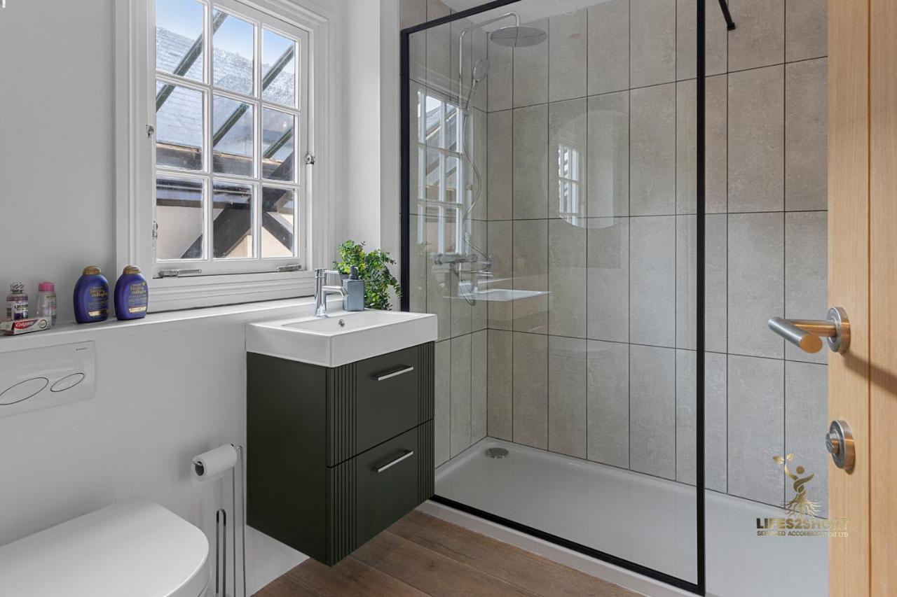 Luxe Courtyard Apartment For 4 Near Exeter City Centre Eksteriør billede