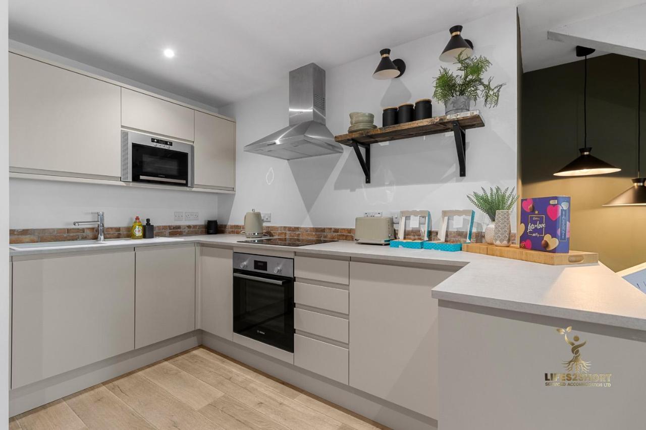 Luxe Courtyard Apartment For 4 Near Exeter City Centre Eksteriør billede