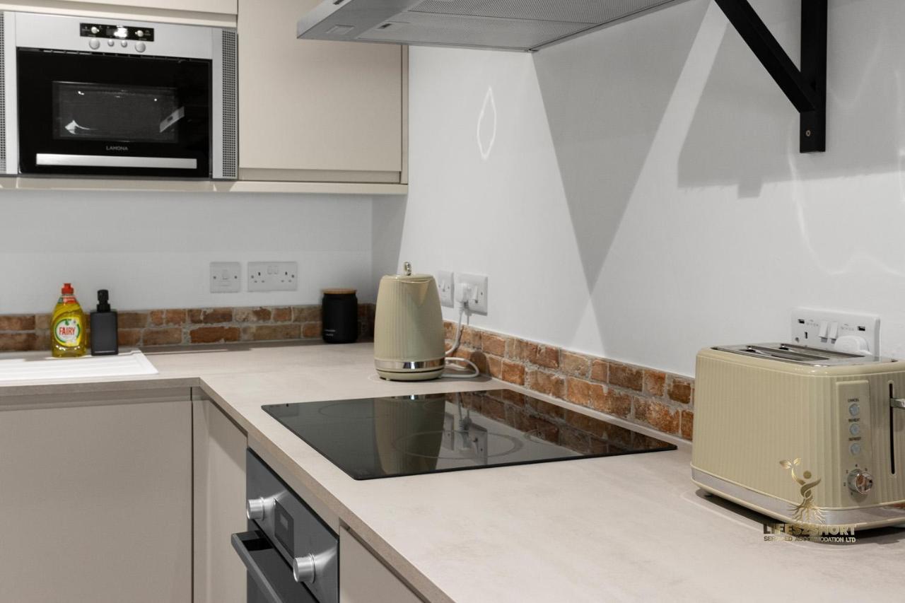 Luxe Courtyard Apartment For 4 Near Exeter City Centre Eksteriør billede